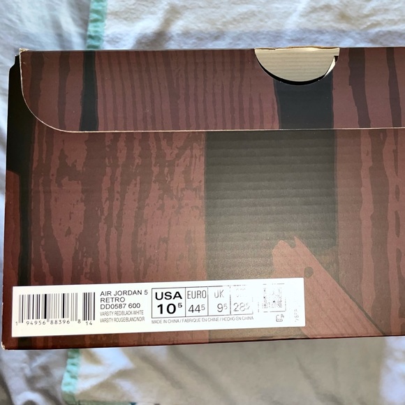 Air Jordan 5 Toro Bravo - Picture 4 of 4